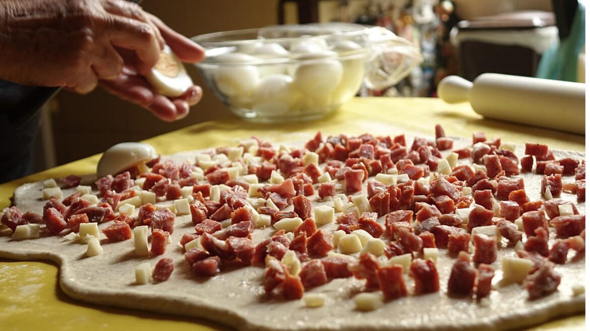 Il casatiello: la torta rustica pasquale apprezzata in tutta Italia